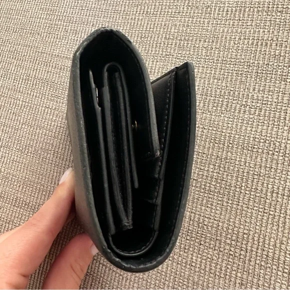 CELINE‎ Small Black Trifold Leather Wallet - Picture 6 of 7